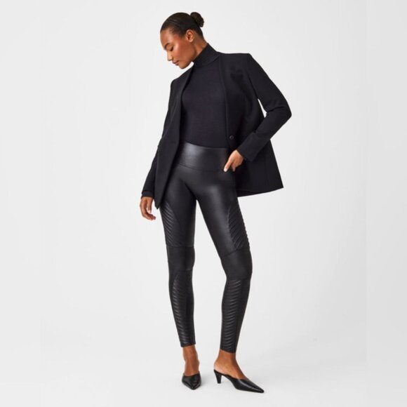 SPANX Faux Leather Very Black Moto Leggings Size L